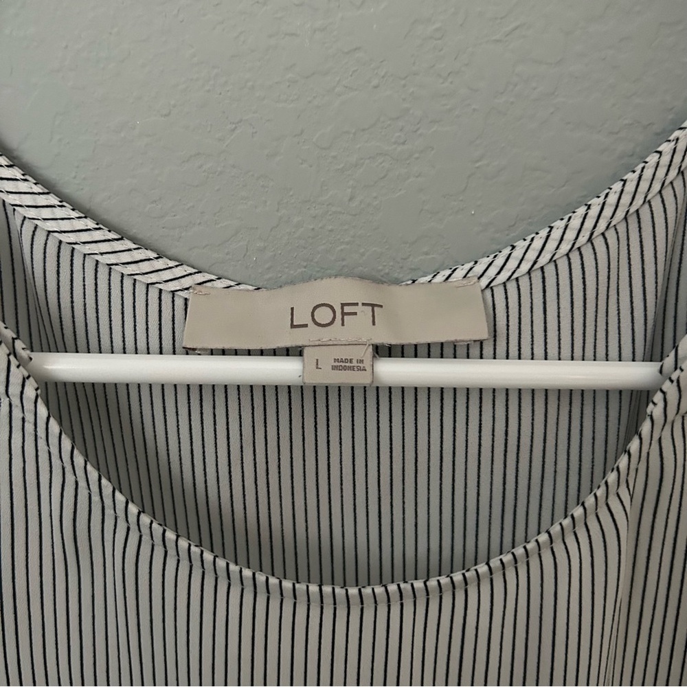 Striped Ruffle Sleeve Top - Picture 3 of 5